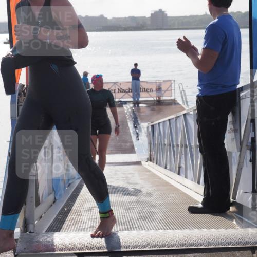 17.08.2025 - KN Förde Triathlon 2025 MichiJ http://msf.ph/oto/8585780 17.08.2025 09:25:21 Schwimmen 199, 248, 199 meine-sportfotos.de