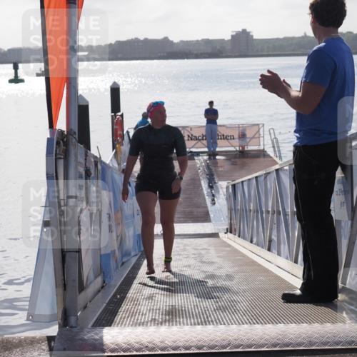 17.08.2025 - KN Förde Triathlon 2025 MichiJ http://msf.ph/oto/8585802 17.08.2025 09:25:22 Schwimmen 199, 248 meine-sportfotos.de