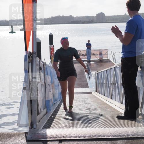 17.08.2025 - KN Förde Triathlon 2025 MichiJ http://msf.ph/oto/8585807 17.08.2025 09:25:23 Schwimmen 199, 248 meine-sportfotos.de