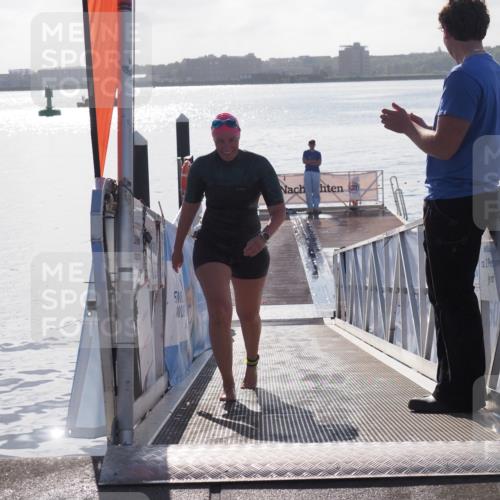 17.08.2025 - KN Förde Triathlon 2025 MichiJ http://msf.ph/oto/8585822 17.08.2025 09:25:23 Schwimmen 199, 248 meine-sportfotos.de