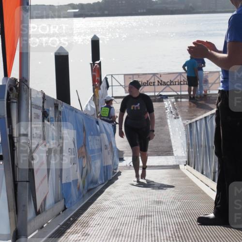 17.08.2025 - KN Förde Triathlon 2025 MichiJ http://msf.ph/oto/8585877 17.08.2025 09:27:11 Schwimmen 245, 245 meine-sportfotos.de