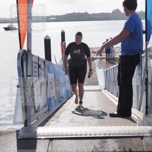 17.08.2025 - KN Förde Triathlon 2025 MichiJ http://msf.ph/oto/8585936 17.08.2025 09:27:14 Schwimmen 245 meine-sportfotos.de