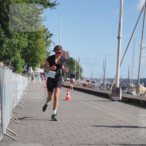 17.08.2025 - KN Förde Triathlon 2025 KatJ http://msf.ph/oto/8586026 17.08.2025 10:35:17 Laufen 200 meine-sportfotos.de