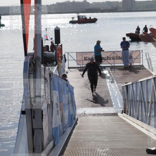 17.08.2025 - KN Förde Triathlon 2025 MichiJ http://msf.ph/oto/8586040 17.08.2025 09:33:33 Schwimmen 238 meine-sportfotos.de