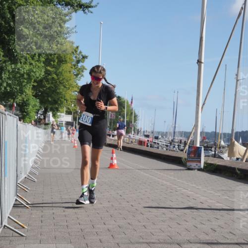 17.08.2025 - KN Förde Triathlon 2025 KatJ http://msf.ph/oto/8586041 17.08.2025 10:35:18 Laufen 200 meine-sportfotos.de