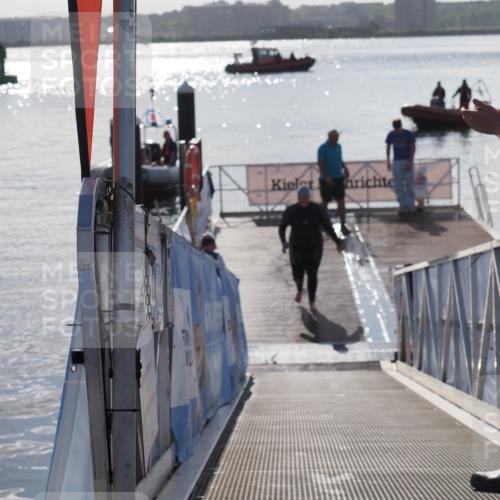 17.08.2025 - KN Förde Triathlon 2025 MichiJ http://msf.ph/oto/8586051 17.08.2025 09:33:34 Schwimmen 238 meine-sportfotos.de