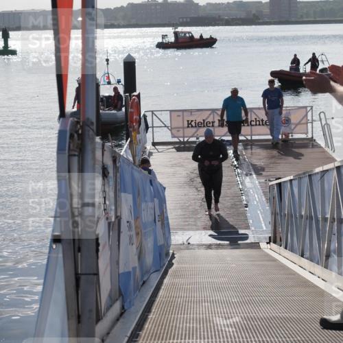 17.08.2025 - KN Förde Triathlon 2025 MichiJ http://msf.ph/oto/8586053 17.08.2025 09:33:34 Schwimmen 238 meine-sportfotos.de