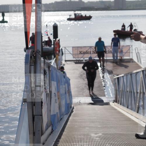 17.08.2025 - KN Förde Triathlon 2025 MichiJ http://msf.ph/oto/8586062 17.08.2025 09:33:35 Schwimmen 238 meine-sportfotos.de