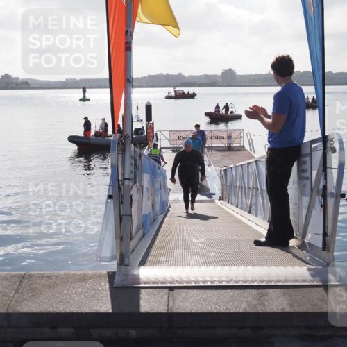 17.08.2025 - KN Förde Triathlon 2025 MichiJ http://msf.ph/oto/8586145 17.08.2025 09:33:40 Schwimmen 238, 238 meine-sportfotos.de
