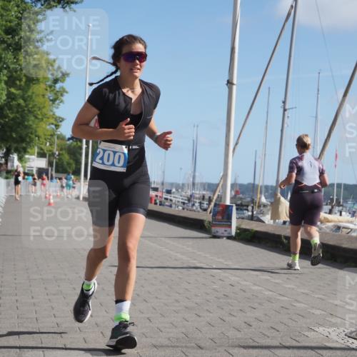 17.08.2025 - KN Förde Triathlon 2025 KatJ http://msf.ph/oto/8586163 17.08.2025 10:35:19 Laufen 200 meine-sportfotos.de