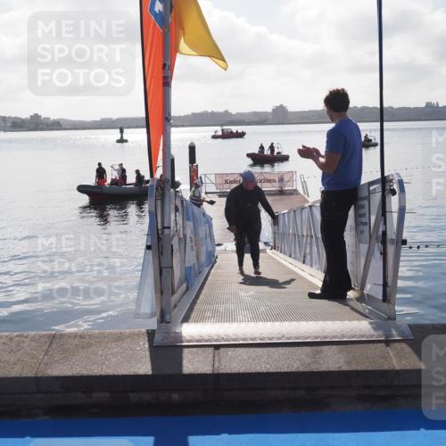 17.08.2025 - KN Förde Triathlon 2025 MichiJ http://msf.ph/oto/8586173 17.08.2025 09:33:42 Schwimmen 238 meine-sportfotos.de