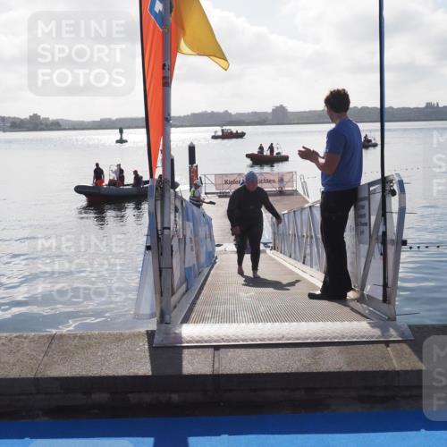 17.08.2025 - KN Förde Triathlon 2025 MichiJ http://msf.ph/oto/8586175 17.08.2025 09:33:42 Schwimmen 238 meine-sportfotos.de
