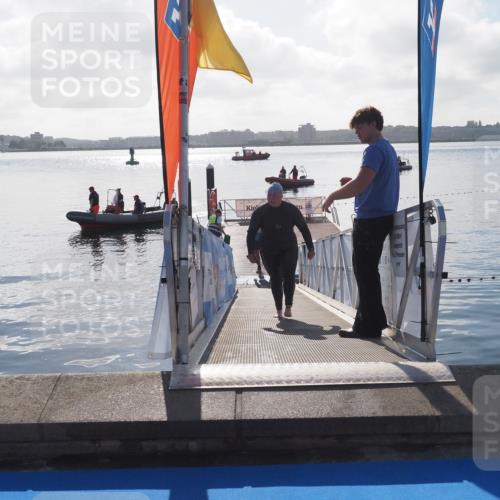 17.08.2025 - KN Förde Triathlon 2025 MichiJ http://msf.ph/oto/8586184 17.08.2025 09:33:43 Schwimmen 238 meine-sportfotos.de