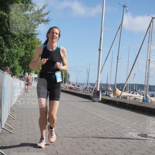 17.08.2025 - KN Förde Triathlon 2025 KatJ http://msf.ph/oto/8586316 17.08.2025 10:35:36 Laufen 182, 218 meine-sportfotos.de