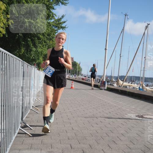 17.08.2025 - KN Förde Triathlon 2025 KatJ http://msf.ph/oto/8586378 17.08.2025 10:35:45 Laufen 172, 182, 242 meine-sportfotos.de