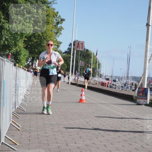 17.08.2025 - KN Förde Triathlon 2025 KatJ http://msf.ph/oto/8586439 17.08.2025 10:35:51 Laufen 242 meine-sportfotos.de