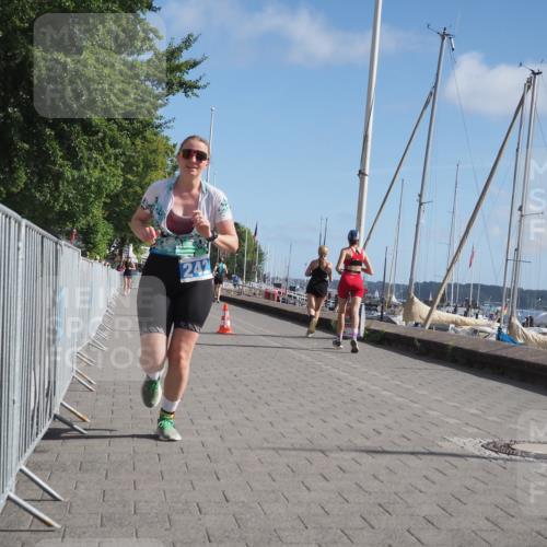 17.08.2025 - KN Förde Triathlon 2025 KatJ http://msf.ph/oto/8586484 17.08.2025 10:35:53 Laufen 242, 246 meine-sportfotos.de