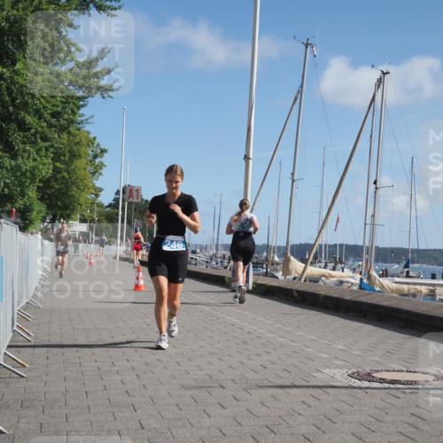 17.08.2025 - KN Förde Triathlon 2025 KatJ http://msf.ph/oto/8586517 17.08.2025 10:36:01 Laufen 102, 246 meine-sportfotos.de