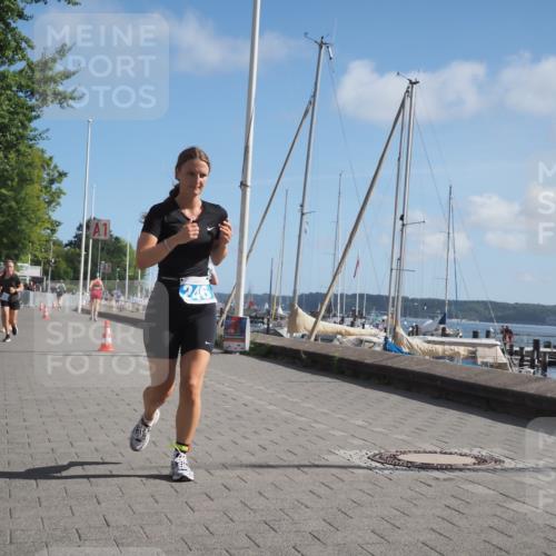 17.08.2025 - KN Förde Triathlon 2025 KatJ http://msf.ph/oto/8586553 17.08.2025 10:36:02 Laufen 102, 246 meine-sportfotos.de