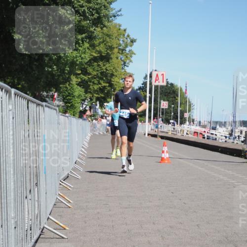 17.08.2025 - KN Förde Triathlon 2025 KatJ http://msf.ph/oto/8586613 17.08.2025 13:28:35 Laufen 406, 440 meine-sportfotos.de