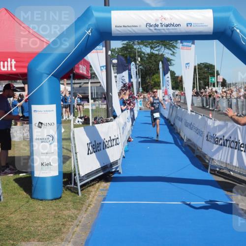 17.08.2025 - KN Förde Triathlon 2025 MichiJ http://msf.ph/oto/8586688 17.08.2025 13:28:23 Laufen 408 meine-sportfotos.de