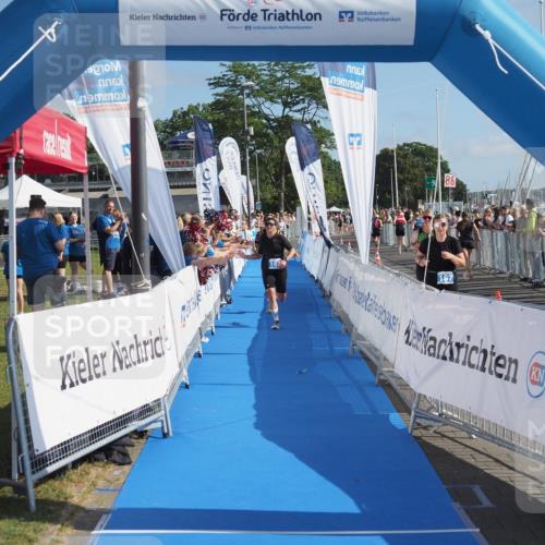 17.08.2025 - KN Förde Triathlon 2025 MichiJ http://msf.ph/oto/8586822 17.08.2025 10:26:28 Laufen 110, 166, 168 meine-sportfotos.de