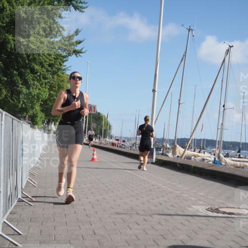 17.08.2025 - KN Förde Triathlon 2025 KatJ http://msf.ph/oto/8586880 17.08.2025 10:36:12 Laufen 248 meine-sportfotos.de