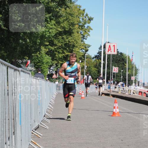 17.08.2025 - KN Förde Triathlon 2025 KatJ http://msf.ph/oto/8586973 17.08.2025 13:29:33 Laufen 457 meine-sportfotos.de