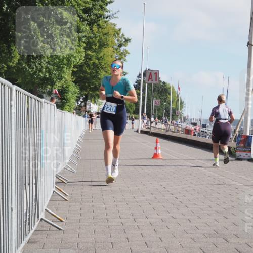 17.08.2025 - KN Förde Triathlon 2025 KatJ http://msf.ph/oto/8586974 17.08.2025 10:12:00 Laufen 220 meine-sportfotos.de
