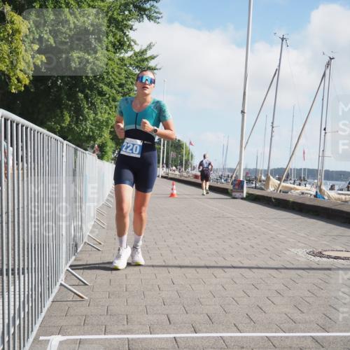 17.08.2025 - KN Förde Triathlon 2025 KatJ http://msf.ph/oto/8587007 17.08.2025 10:12:02 Laufen 116, 220 meine-sportfotos.de
