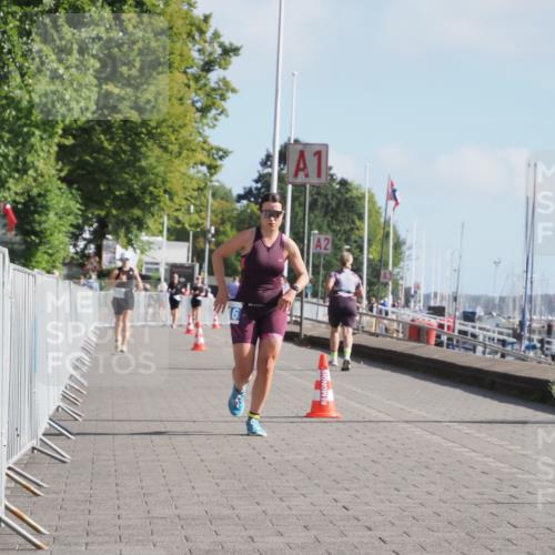 17.08.2025 - KN Förde Triathlon 2025 KatJ http://msf.ph/oto/8587025 17.08.2025 10:12:07 Laufen 116 meine-sportfotos.de