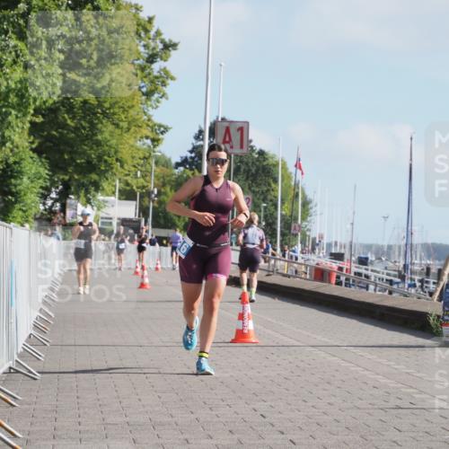 17.08.2025 - KN Förde Triathlon 2025 KatJ http://msf.ph/oto/8587032 17.08.2025 10:12:07 Laufen 116 meine-sportfotos.de