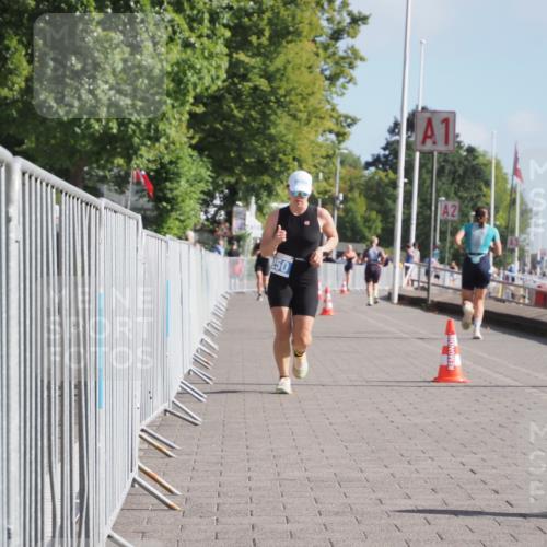 17.08.2025 - KN Förde Triathlon 2025 KatJ http://msf.ph/oto/8587108 17.08.2025 10:12:15 Laufen 250 meine-sportfotos.de