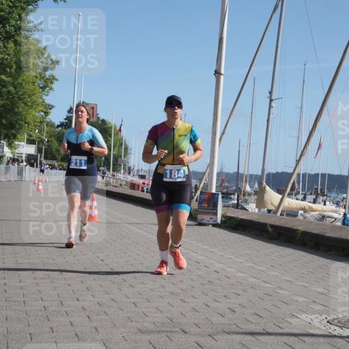 17.08.2025 - KN Förde Triathlon 2025 KatJ http://msf.ph/oto/8587141 17.08.2025 10:36:57 Laufen 184, 211 meine-sportfotos.de