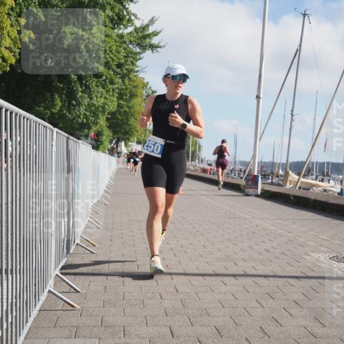17.08.2025 - KN Förde Triathlon 2025 KatJ http://msf.ph/oto/8587167 17.08.2025 10:12:19 Laufen 250 meine-sportfotos.de