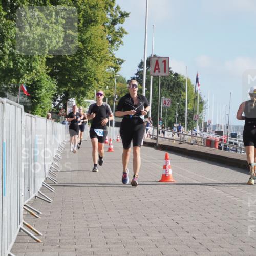 17.08.2025 - KN Förde Triathlon 2025 KatJ http://msf.ph/oto/8587179 17.08.2025 10:12:28 Laufen 125, 147 meine-sportfotos.de