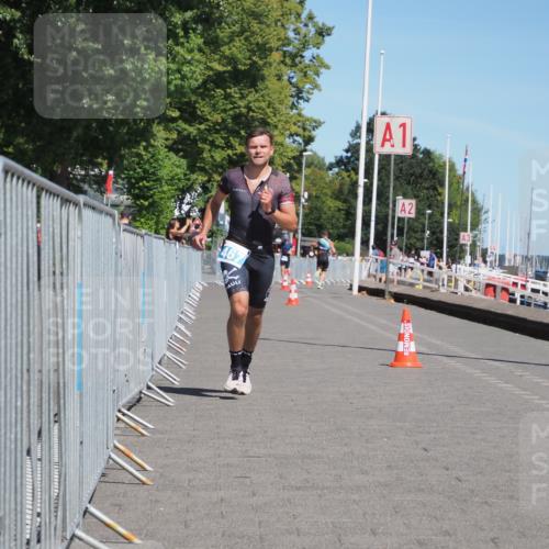 17.08.2025 - KN Förde Triathlon 2025 KatJ http://msf.ph/oto/8587213 17.08.2025 13:30:00 Laufen 411, 467 meine-sportfotos.de