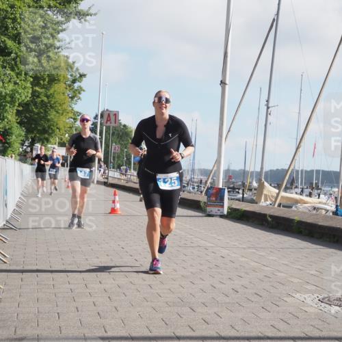 17.08.2025 - KN Förde Triathlon 2025 KatJ http://msf.ph/oto/8587245 17.08.2025 10:12:31 Laufen 125, 126, 147, 158 meine-sportfotos.de