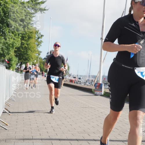 17.08.2025 - KN Förde Triathlon 2025 KatJ http://msf.ph/oto/8587283 17.08.2025 10:12:33 Laufen 125, 126, 147, 148, 158 meine-sportfotos.de