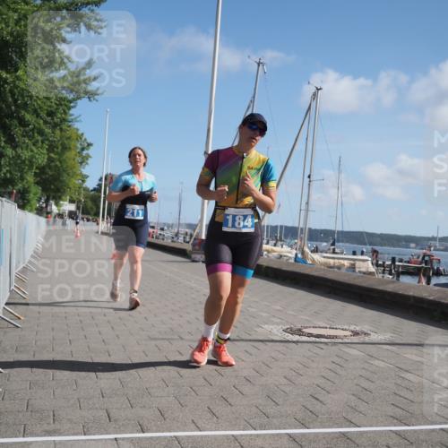 17.08.2025 - KN Förde Triathlon 2025 KatJ http://msf.ph/oto/8587289 17.08.2025 10:36:59 Laufen 184, 211 meine-sportfotos.de