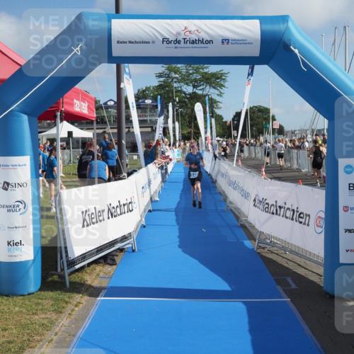 17.08.2025 - KN Förde Triathlon 2025 MichiJ http://msf.ph/oto/8587347 17.08.2025 10:27:42 Laufen 148 meine-sportfotos.de
