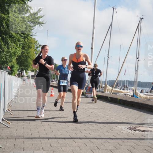 17.08.2025 - KN Förde Triathlon 2025 KatJ http://msf.ph/oto/8587388 17.08.2025 10:12:39 Laufen 126, 148, 158 meine-sportfotos.de