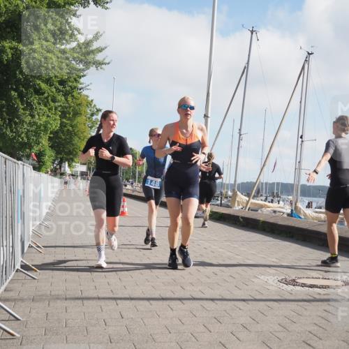 17.08.2025 - KN Förde Triathlon 2025 KatJ http://msf.ph/oto/8587392 17.08.2025 10:12:39 Laufen 126, 148, 158 meine-sportfotos.de