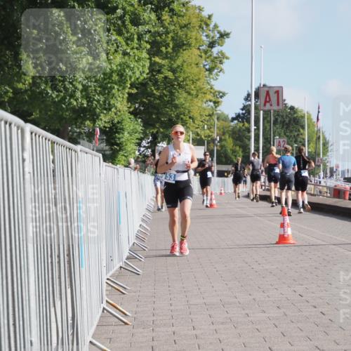 17.08.2025 - KN Förde Triathlon 2025 KatJ http://msf.ph/oto/8587425 17.08.2025 10:12:54 Laufen 153 meine-sportfotos.de