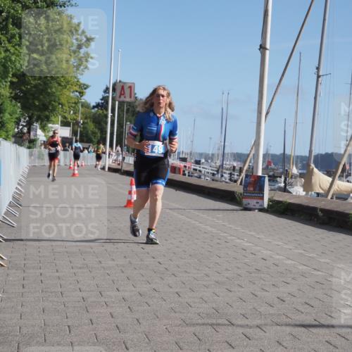 17.08.2025 - KN Förde Triathlon 2025 KatJ http://msf.ph/oto/8587452 17.08.2025 10:37:25 Laufen 149 meine-sportfotos.de