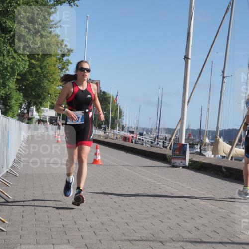 17.08.2025 - KN Förde Triathlon 2025 KatJ http://msf.ph/oto/8587591 17.08.2025 10:37:34 Laufen 237 meine-sportfotos.de
