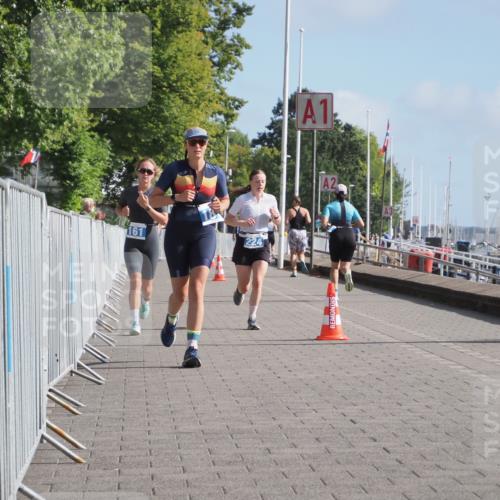 17.08.2025 - KN Förde Triathlon 2025 KatJ http://msf.ph/oto/8587748 17.08.2025 10:13:26 Laufen 161, 181, 224 meine-sportfotos.de