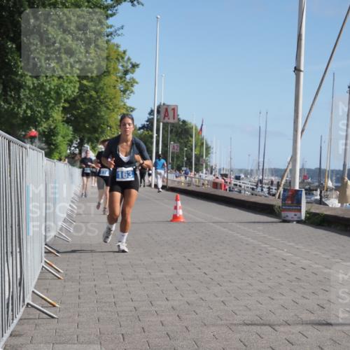 17.08.2025 - KN Förde Triathlon 2025 KatJ http://msf.ph/oto/8587978 17.08.2025 10:38:38 Laufen 163, 176 meine-sportfotos.de