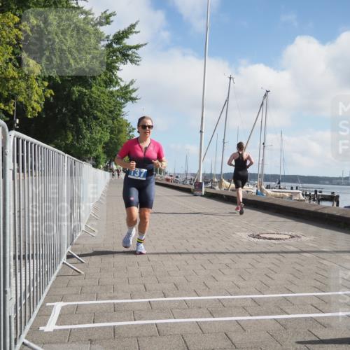 17.08.2025 - KN Förde Triathlon 2025 KatJ http://msf.ph/oto/8588058 17.08.2025 10:13:50 Laufen 137 meine-sportfotos.de