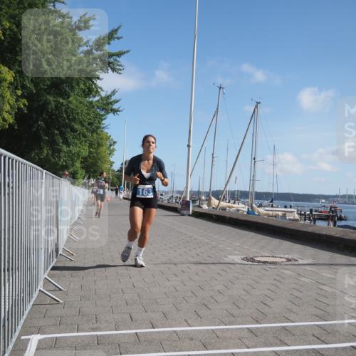 17.08.2025 - KN Förde Triathlon 2025 KatJ http://msf.ph/oto/8588062 17.08.2025 10:38:40 Laufen 163, 176 meine-sportfotos.de